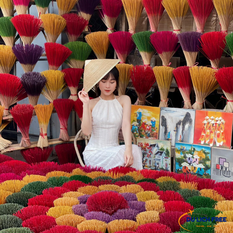 Check in tại Làng Hương Huế