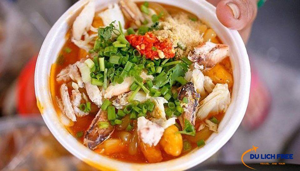 Bánh canh cua Huế