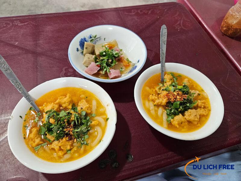 Bánh canh Nam Phổ Đà Nẵng siêu sánh, siêu đầy | Dì Tuyền