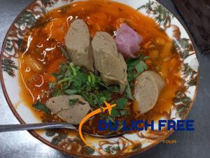 Ngon mê mẩn với bánh canh Nam Phổ sánh mịn, hấp dẫn | Bà Vinh