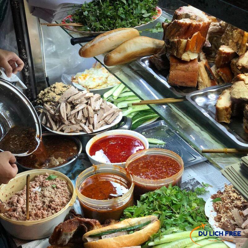 Bánh mì heo quay Hiếu Trang Đà Nẵng